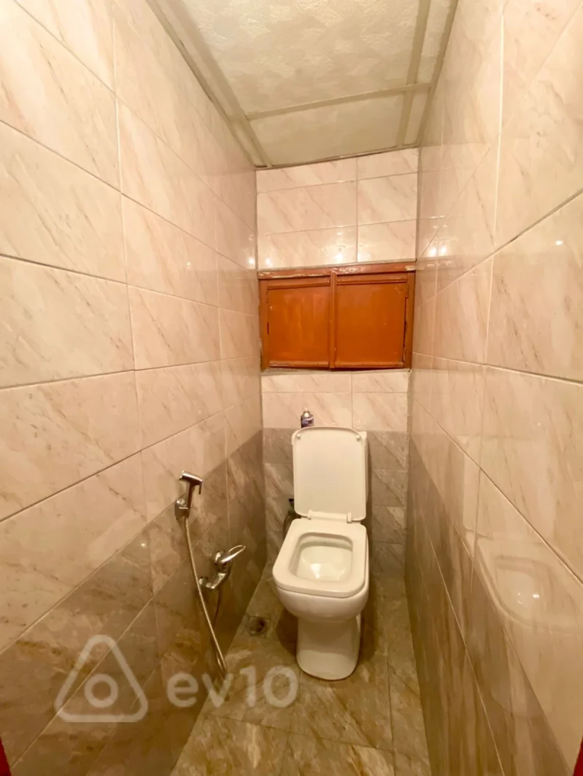 Kirayə verilir 3 otaqlı köhnə tikili 80 m²