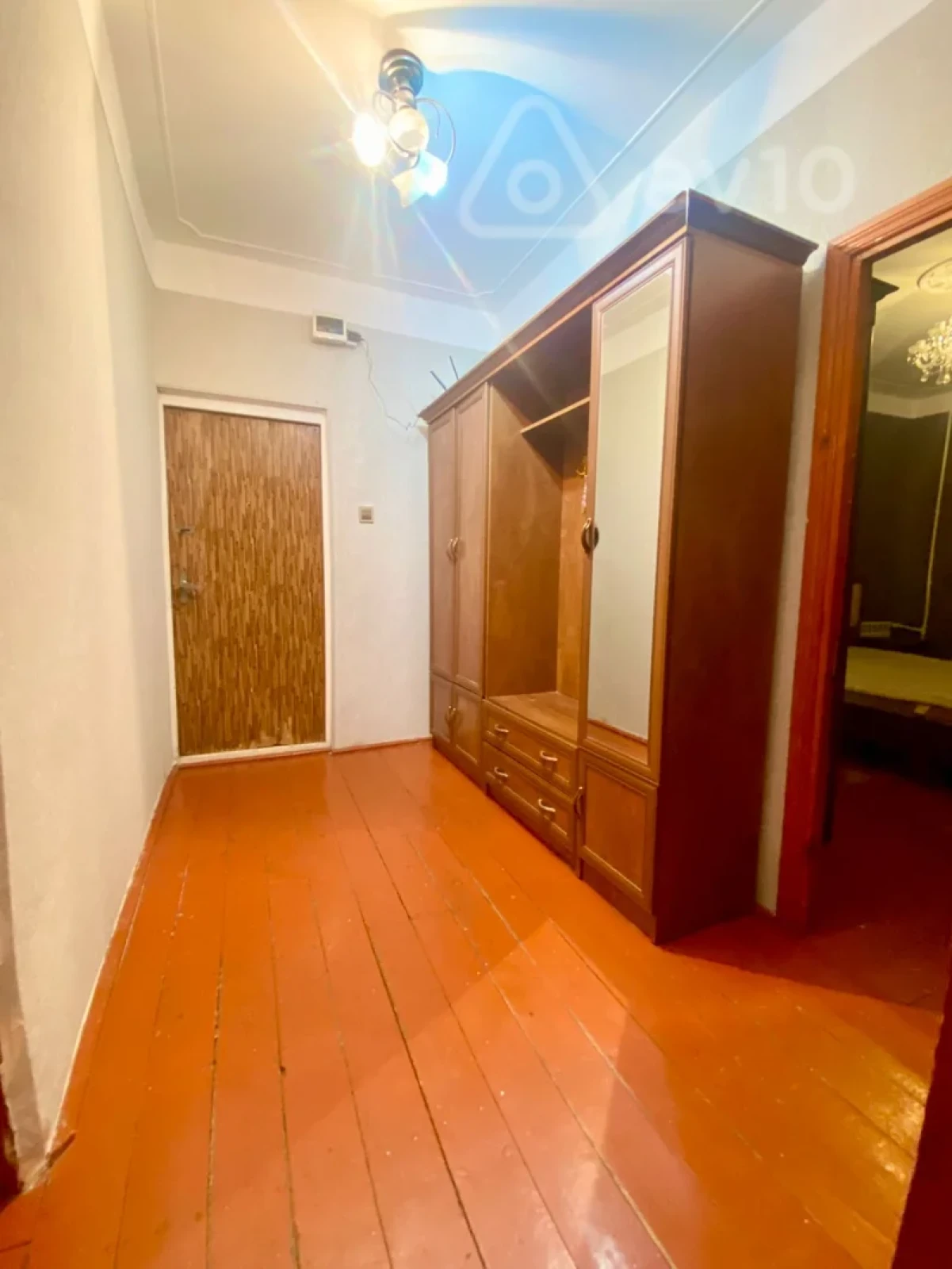 Kirayə verilir 3 otaqlı köhnə tikili 80 m²