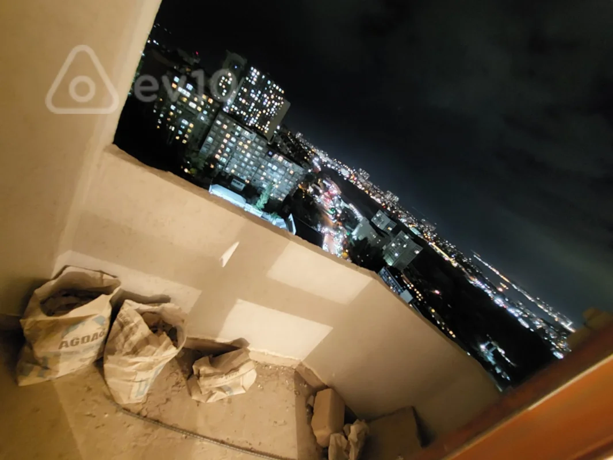 Satılır 2 otaqlı yeni tikili 61 m²