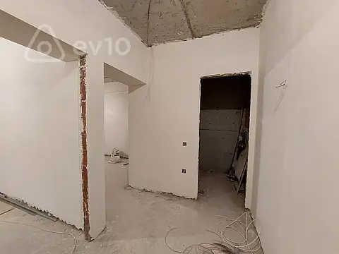 Satılır 2 otaqlı yeni tikili 61 m²