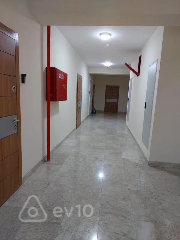 Satılır 2 otaqlı yeni tikili 61 m²