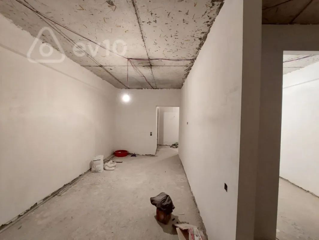 Satılır 2 otaqlı yeni tikili 61 m²