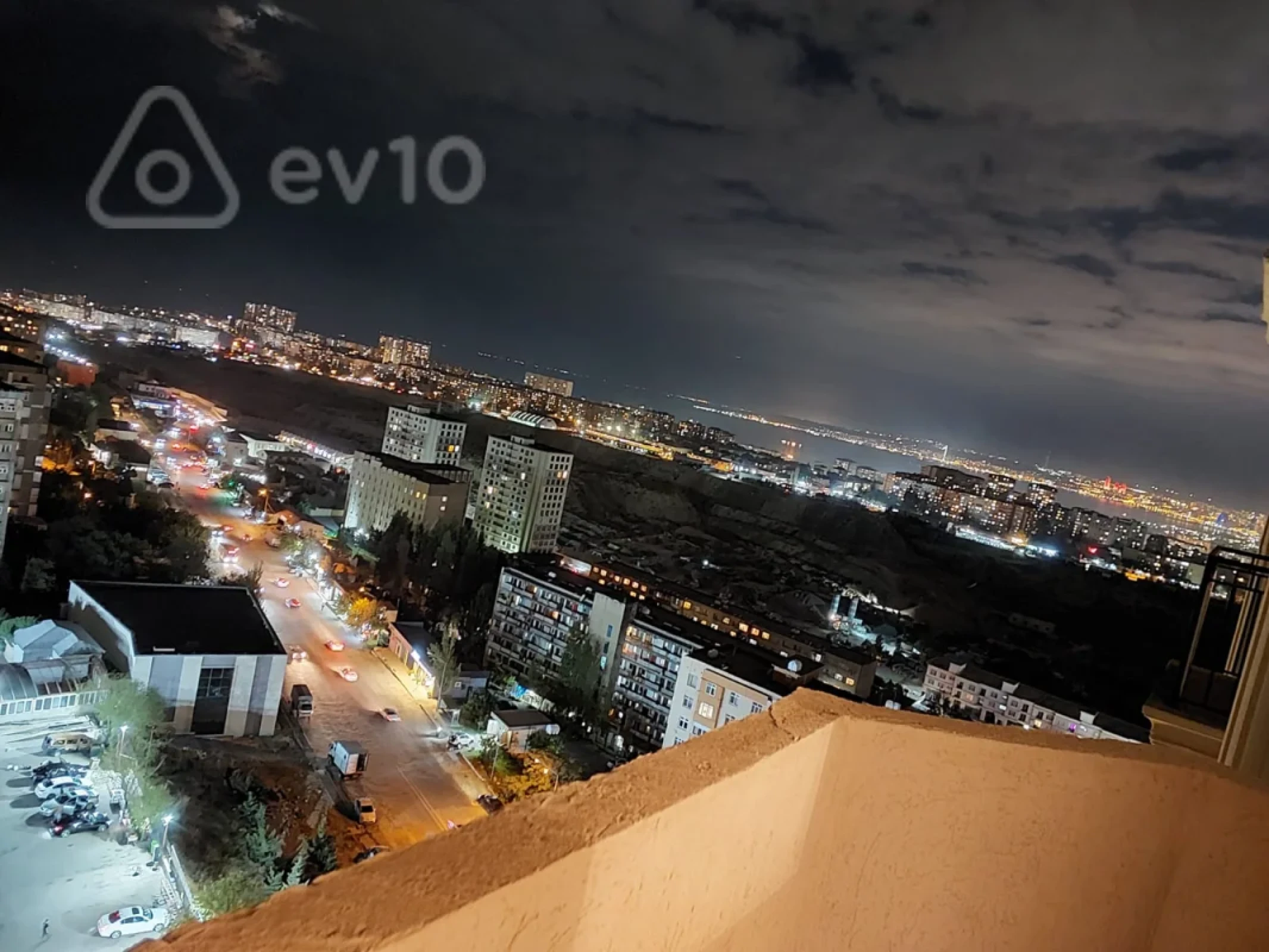 Satılır 2 otaqlı yeni tikili 61 m²