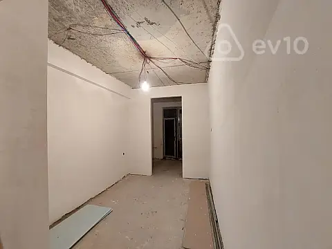 Satılır 2 otaqlı yeni tikili 61 m²