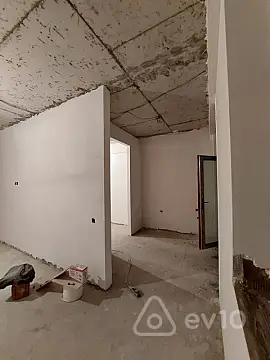 Satılır 2 otaqlı yeni tikili 61 m²