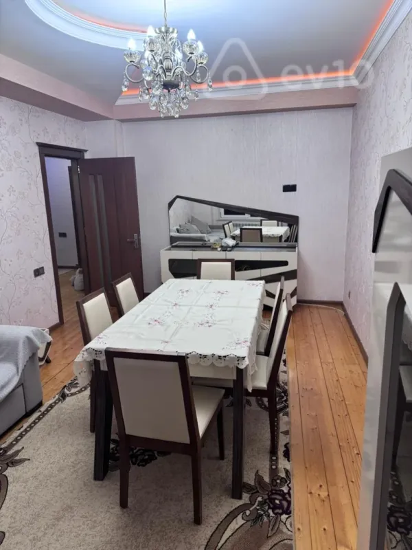 Kirayə verilir 2 otaqlı yeni tikili 60 m²