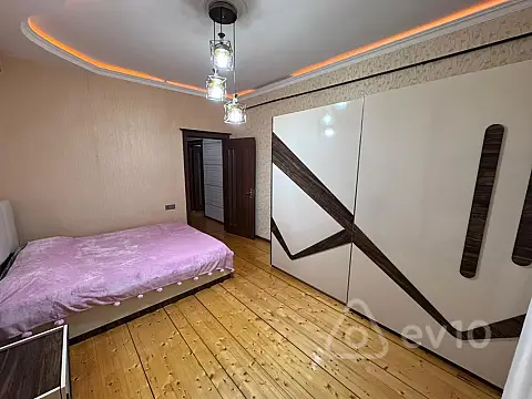 Kirayə verilir 2 otaqlı yeni tikili 60 m²