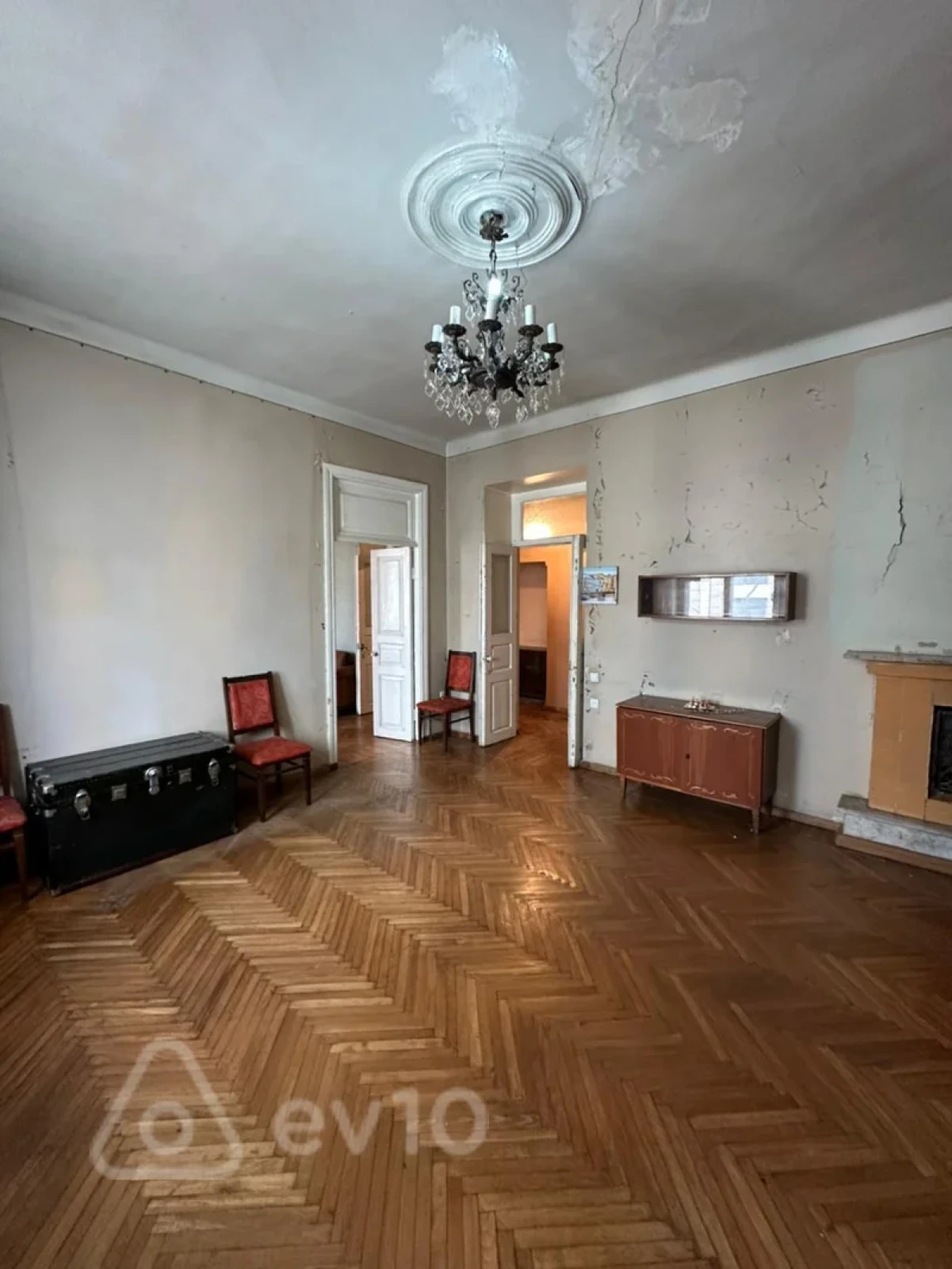 Kirayə verilir 3 otaqlı köhnə tikili 85 m²