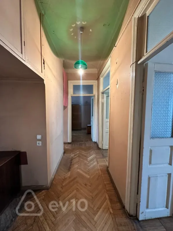 Kirayə verilir 3 otaqlı köhnə tikili 85 m²