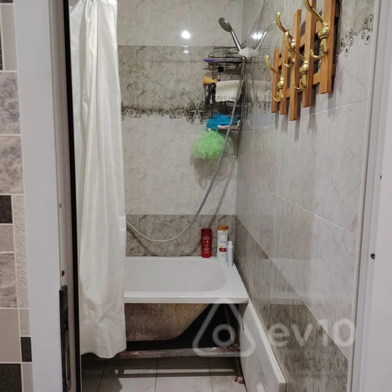 Satılır 3 otaqlı köhnə tikili 85 m²