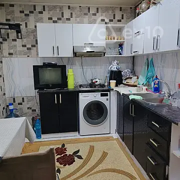 Satılır 3 otaqlı köhnə tikili 85 m²