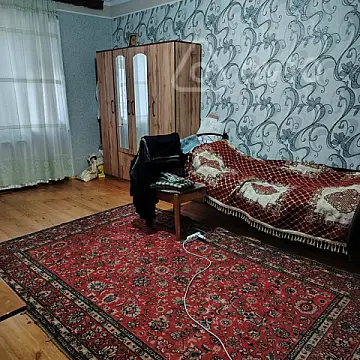 Satılır 3 otaqlı köhnə tikili 85 m²