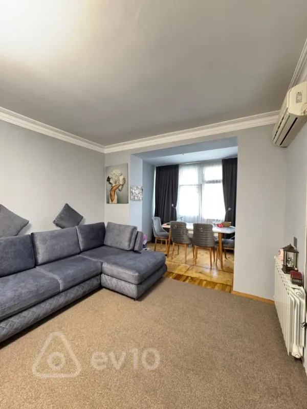 Satılır 3 otaqlı köhnə tikili 85 m²