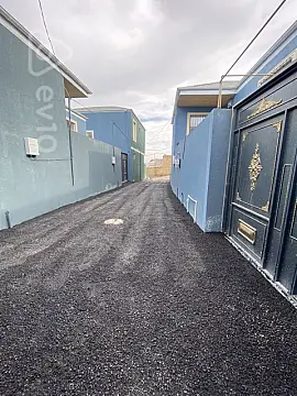 Satılır 3 otaqlı həyət evi 125 m²