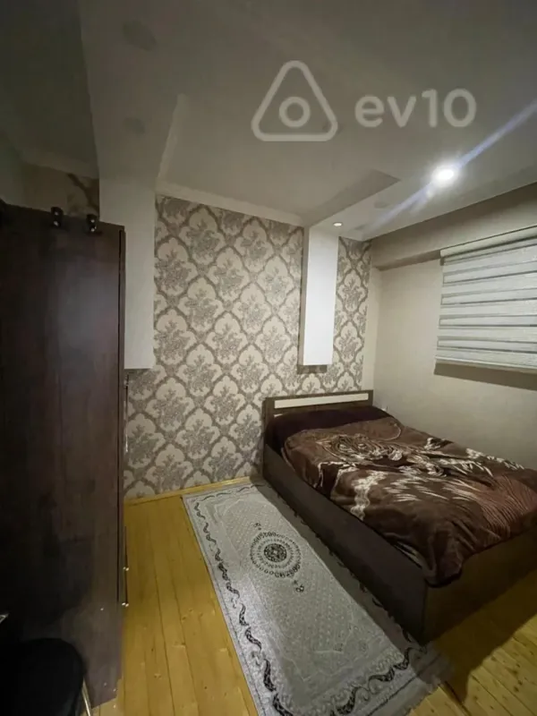 Kirayə verilir 2 otaqlı yeni tikili 60 m²