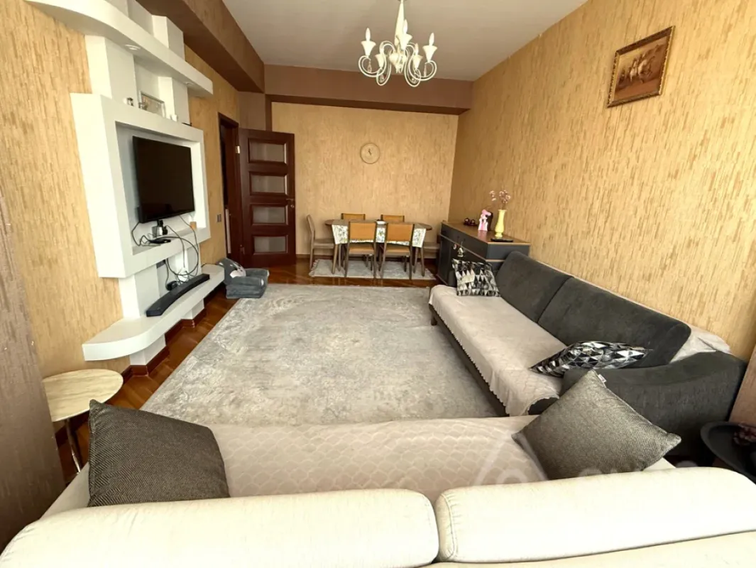 Satılır 3 otaqlı yeni tikili 94 m²