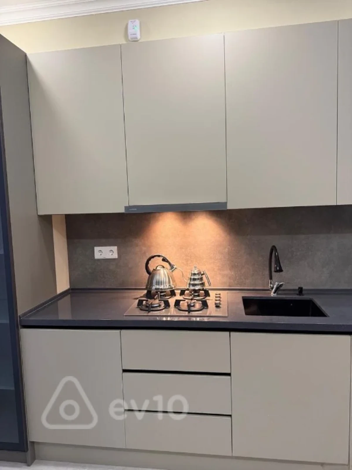 Kirayə verilir 2 otaqlı yeni tikili 63 m²