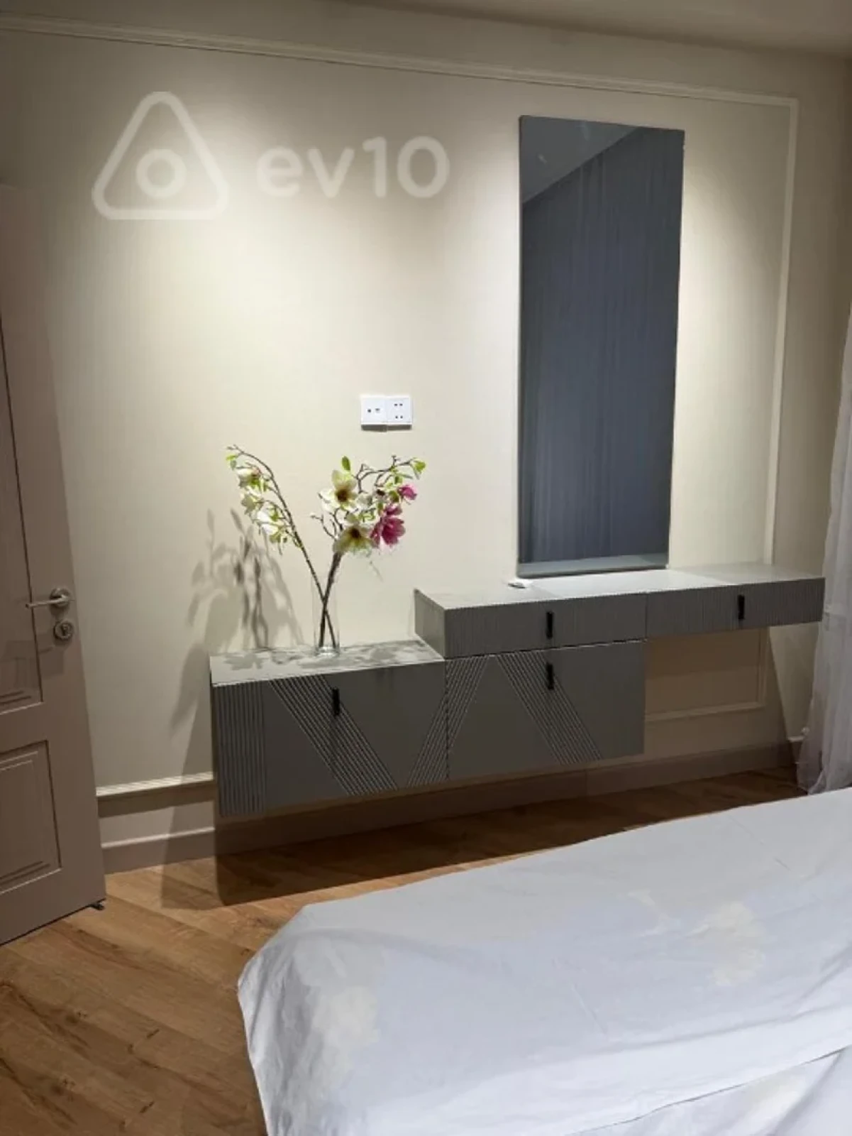 Kirayə verilir 2 otaqlı yeni tikili 63 m²