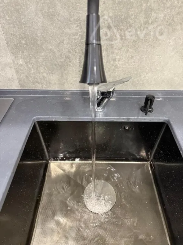 Kirayə verilir 2 otaqlı yeni tikili 63 m²