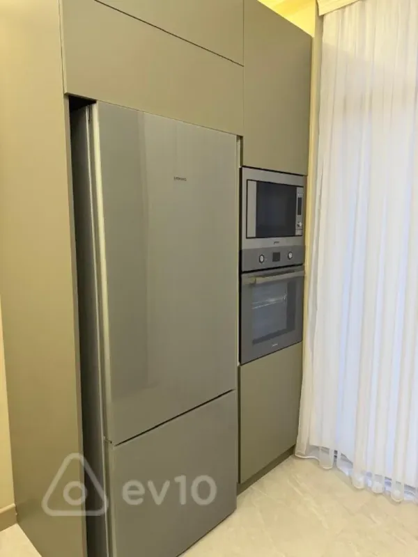 Kirayə verilir 2 otaqlı yeni tikili 63 m²