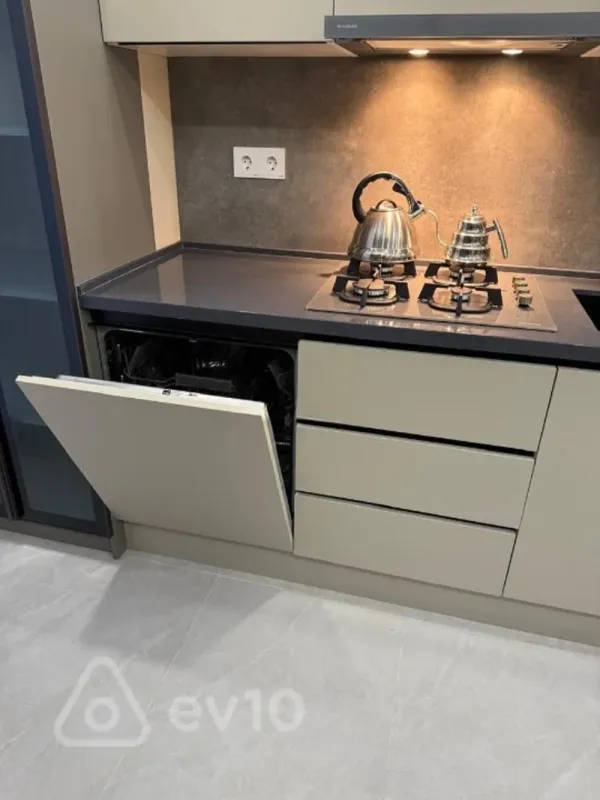 Kirayə verilir 2 otaqlı yeni tikili 63 m²