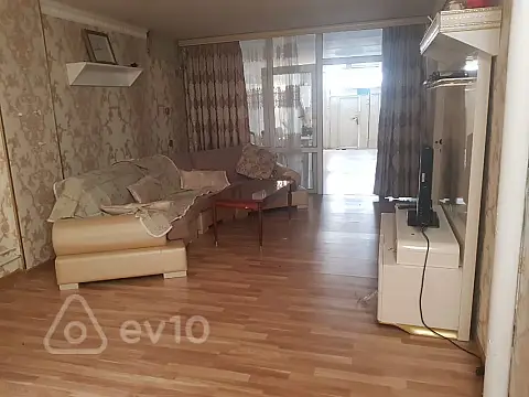 Kirayə verilir 5 otaqlı həyət evi 250 m²