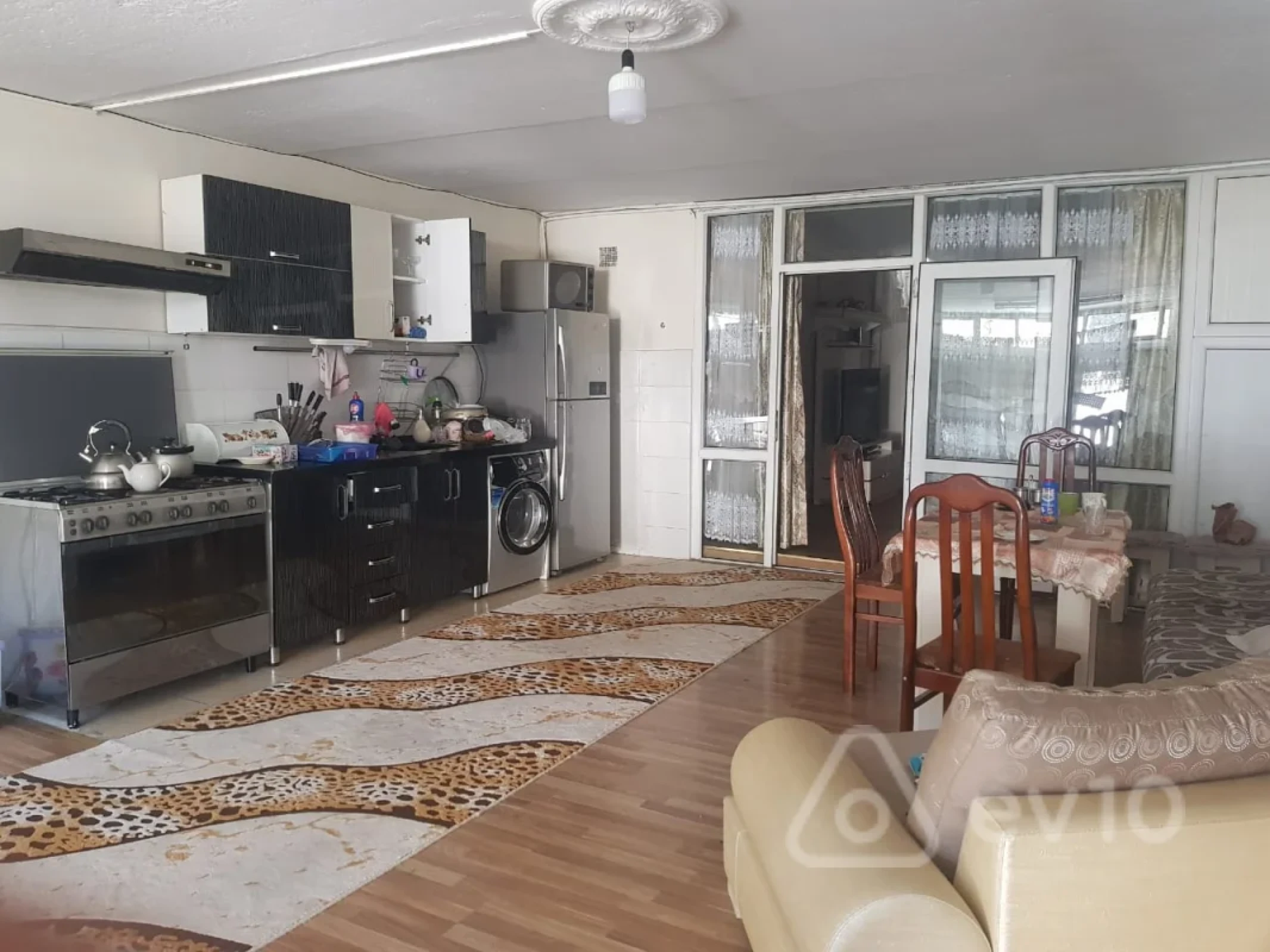 Kirayə verilir 5 otaqlı həyət evi 250 m²
