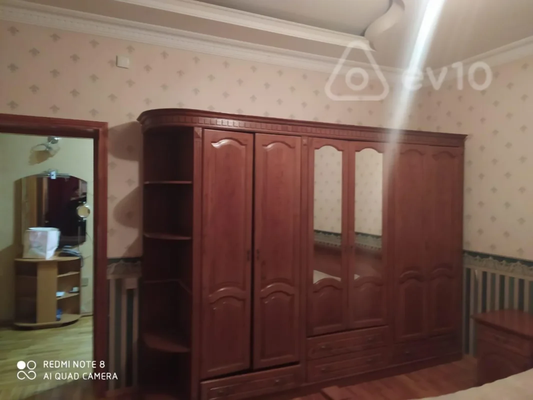 Kirayə verilir 3 otaqlı köhnə tikili 70 m²