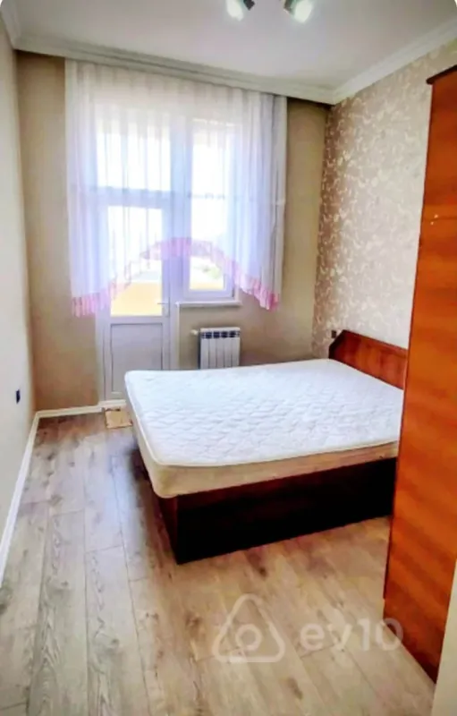 Kirayə verilir 2 otaqlı yeni tikili 45 m²