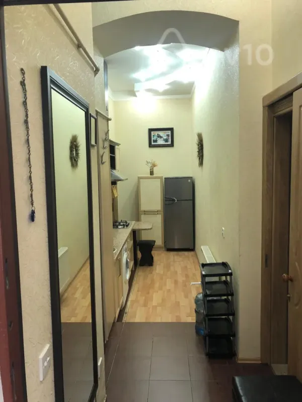 Kirayə verilir 2 otaqlı köhnə tikili 55 m²