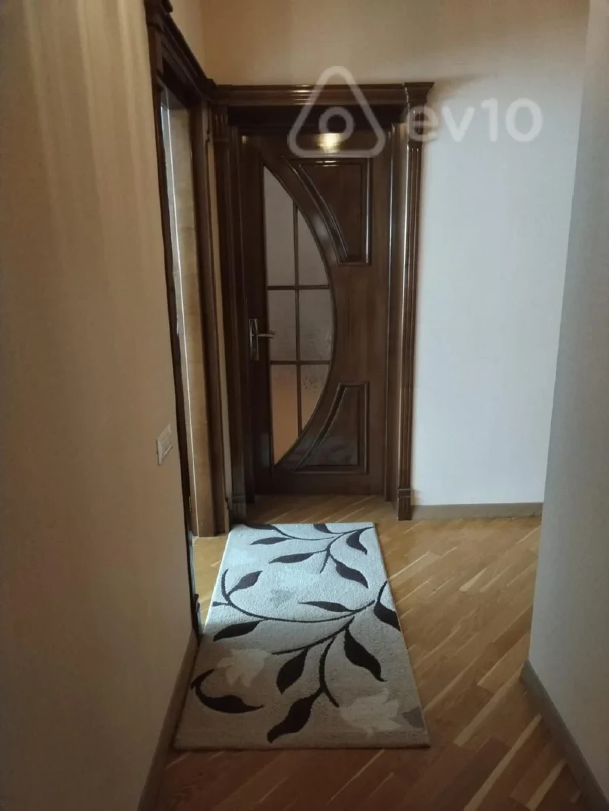 Satılır 24 otaqlı yeni tikili 140 m²