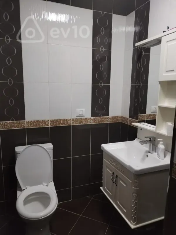 Satılır 24 otaqlı yeni tikili 140 m²