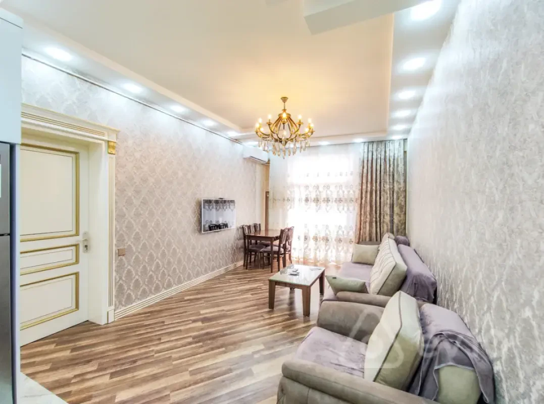Kirayə verilir 3 otaqlı yeni tikili 100 m²