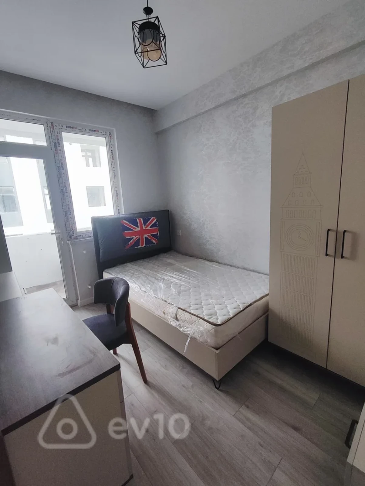 Satılır 3 otaqlı yeni tikili 60 m²