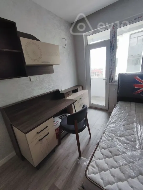 Satılır 3 otaqlı yeni tikili 60 m²