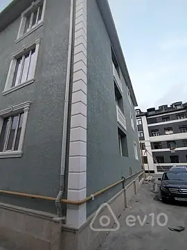 Satılır 3 otaqlı yeni tikili 60 m²
