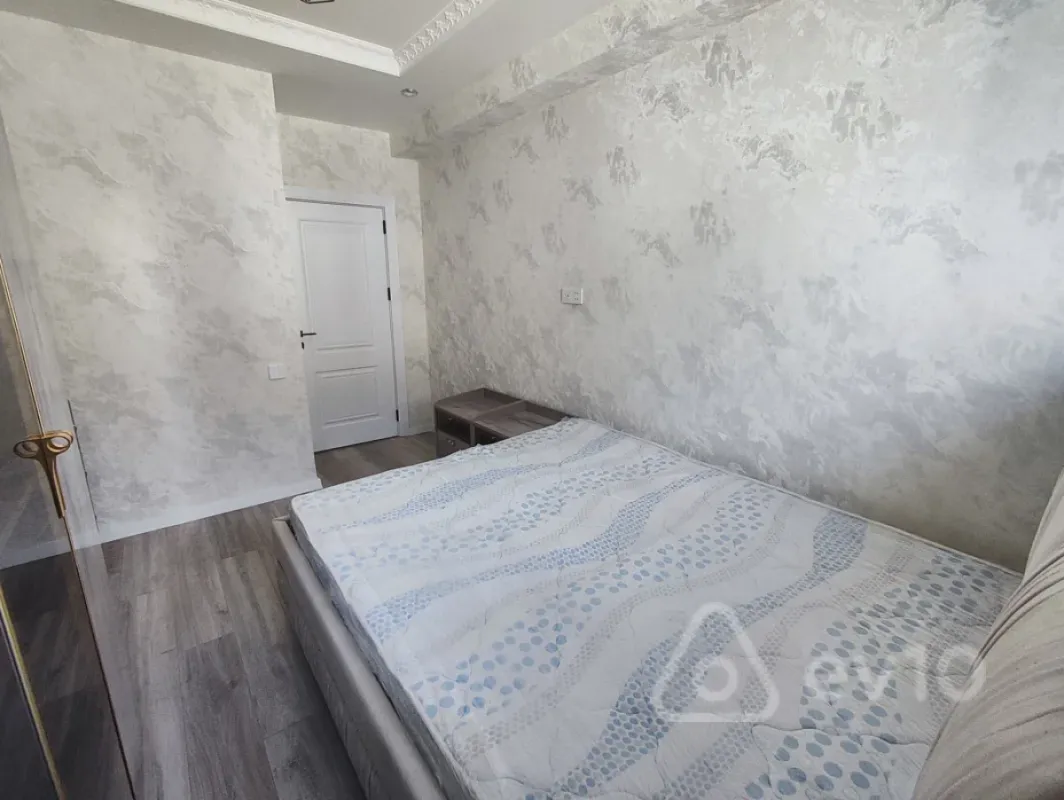 Satılır 3 otaqlı yeni tikili 60 m²