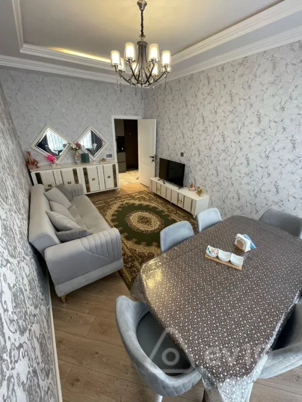 Kirayə verilir 2 otaqlı yeni tikili 50 m²