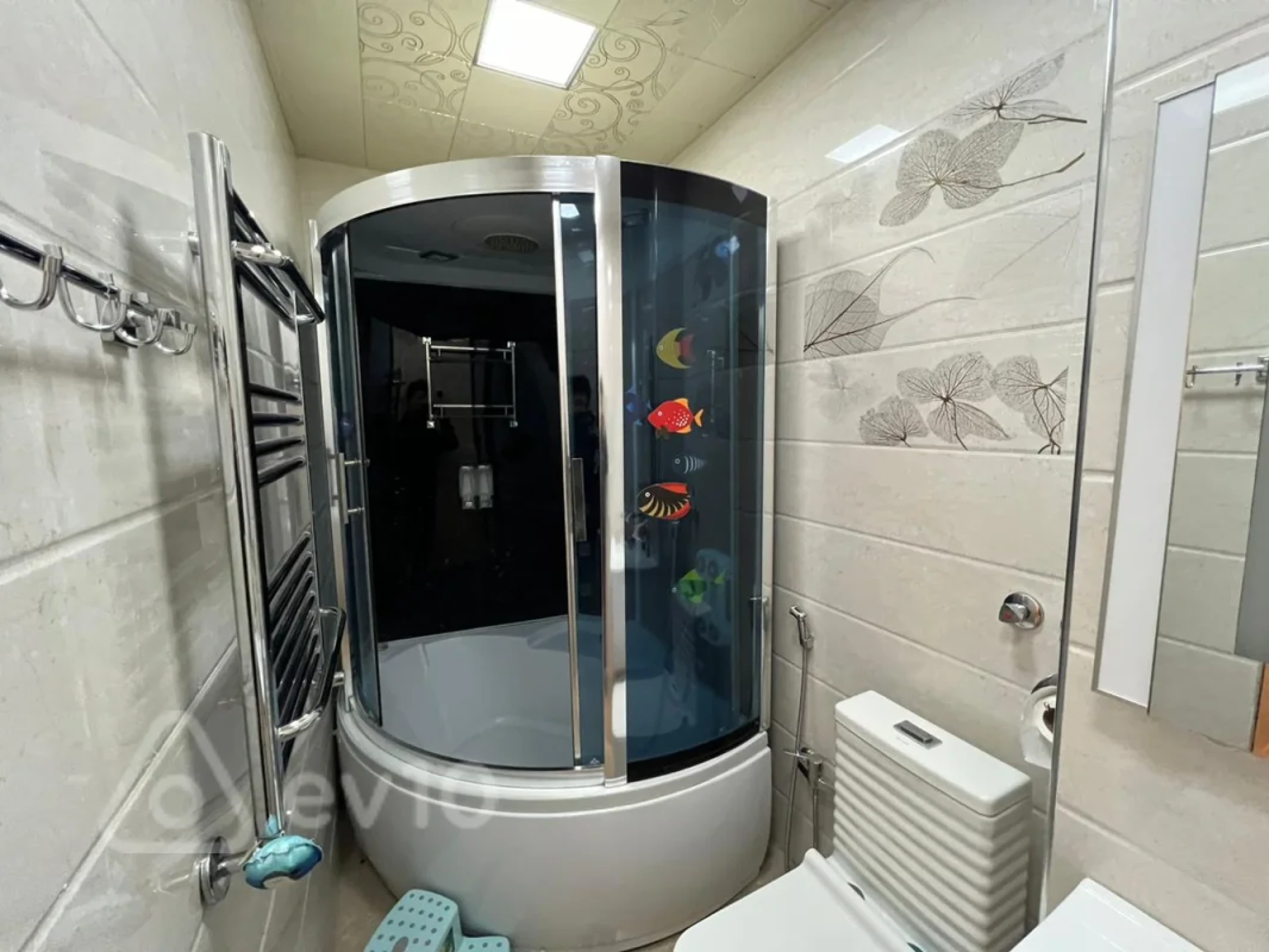 Kirayə verilir 3 otaqlı yeni tikili 145 m²