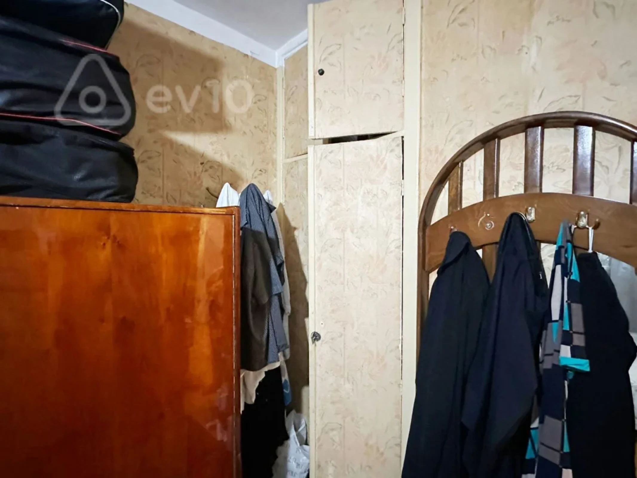 Satılır 3 otaqlı köhnə tikili 90 m²