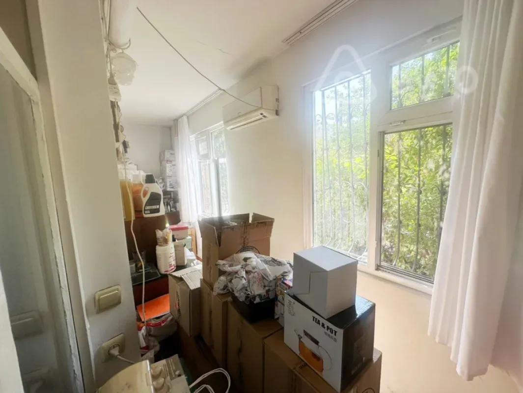 Satılır 3 otaqlı köhnə tikili 90 m²