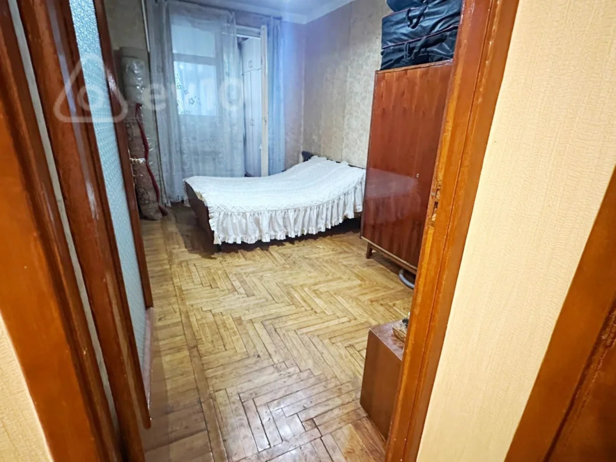 Satılır 3 otaqlı köhnə tikili 90 m²