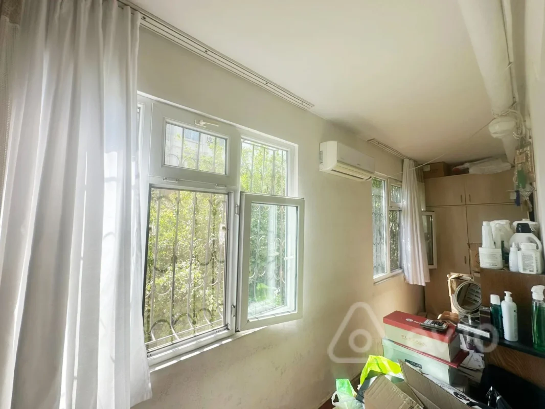 Satılır 3 otaqlı köhnə tikili 90 m²