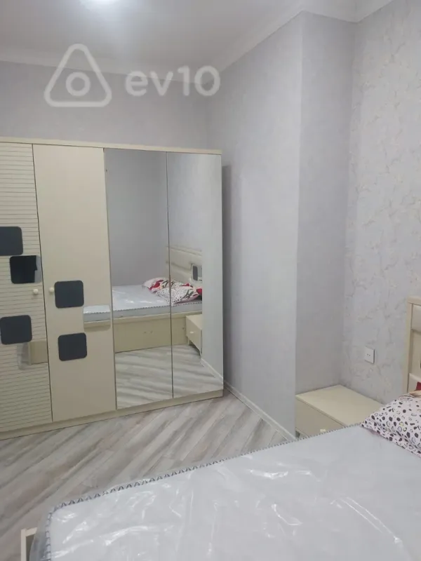 Kirayə verilir 2 otaqlı yeni tikili 60 m²