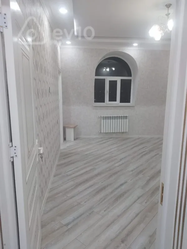 Kirayə verilir 2 otaqlı yeni tikili 60 m²