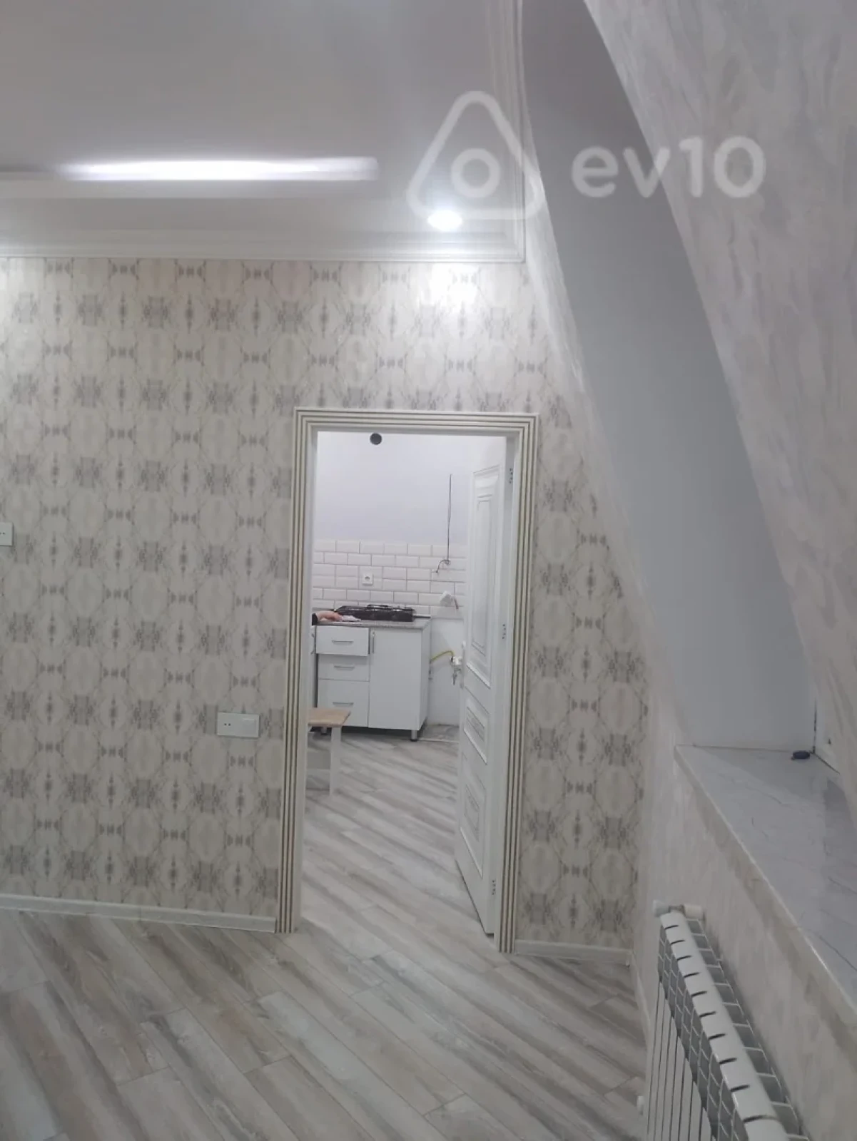 Kirayə verilir 2 otaqlı yeni tikili 60 m²