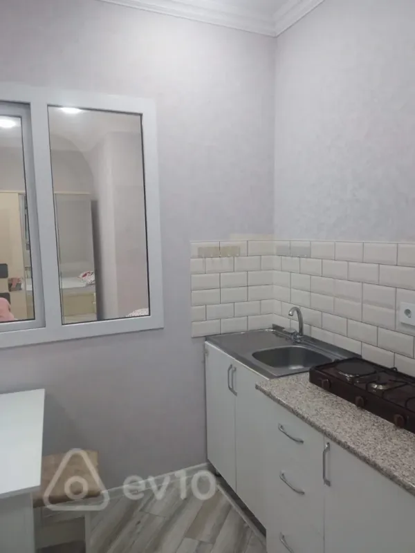 Kirayə verilir 2 otaqlı yeni tikili 60 m²
