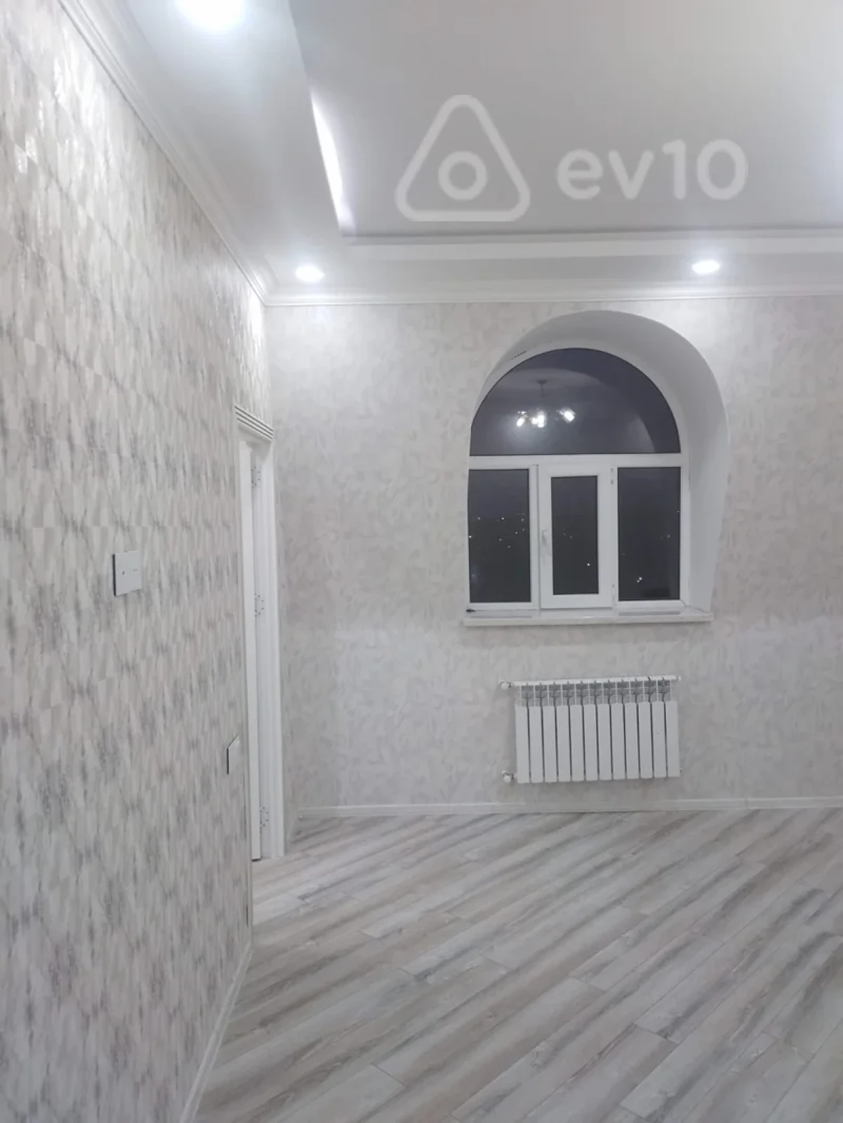 Kirayə verilir 2 otaqlı yeni tikili 60 m²