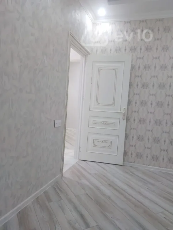 Kirayə verilir 2 otaqlı yeni tikili 60 m²