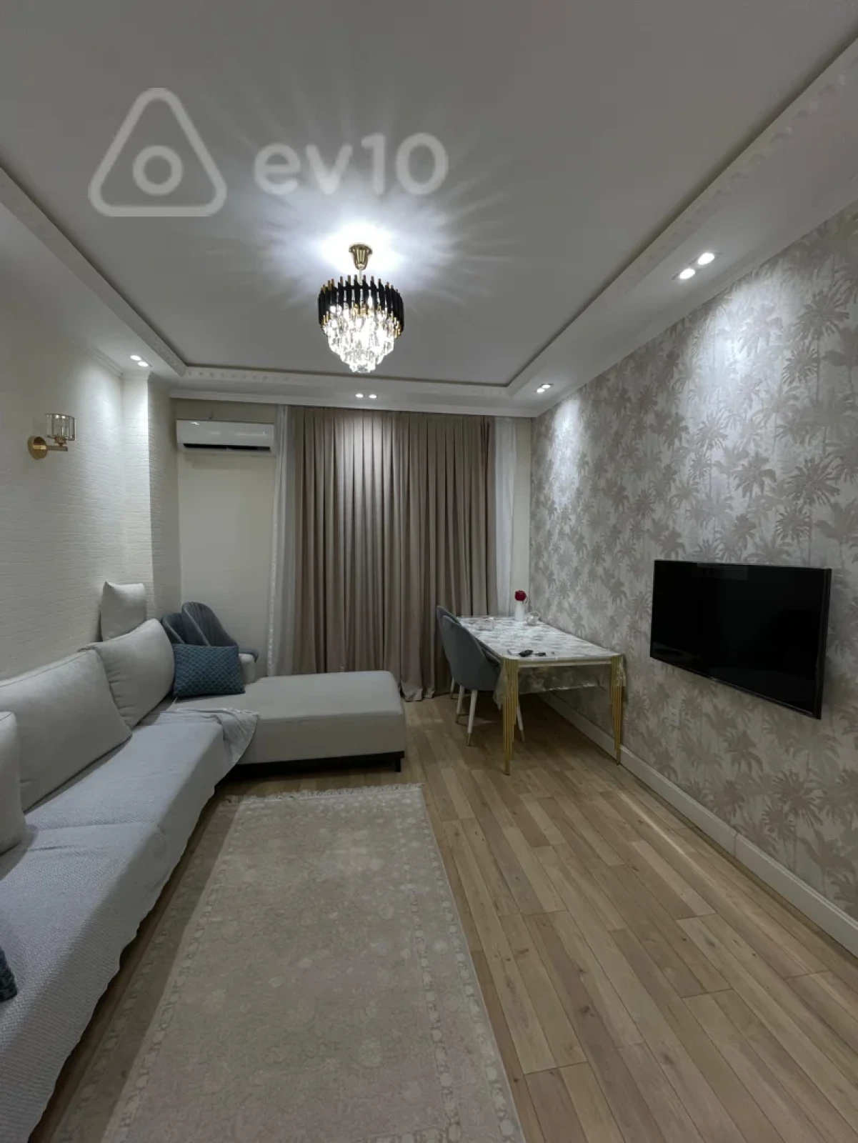 Kirayə verilir 3 otaqlı yeni tikili 110 m²